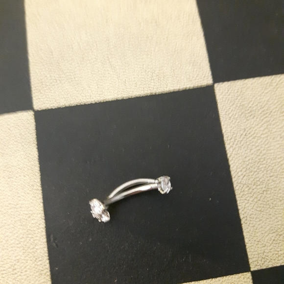 NWOT Surgical steel Crystal eyebrow rings - Picture 3 of 4